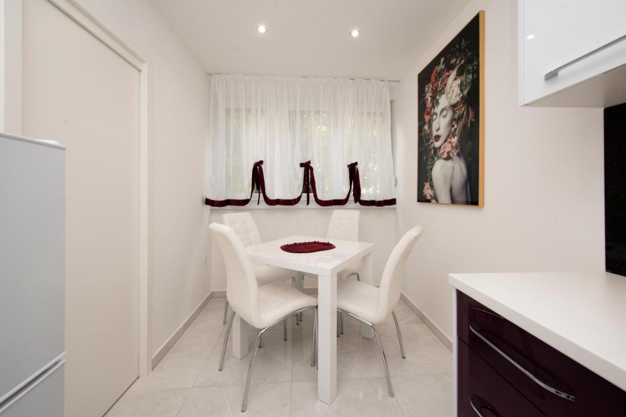 Lions Apartment สปลิท ภายนอก รูปภาพ